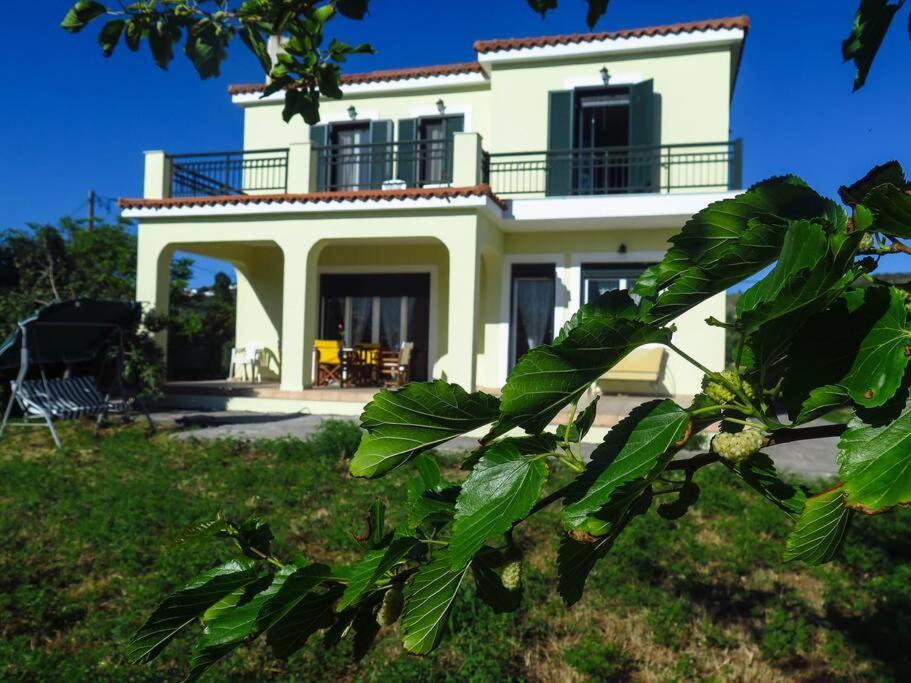 Villa Rania: Ευάερη Βίλα Με Θέα Τη Θάλασσα Lixouri Zewnętrze zdjęcie