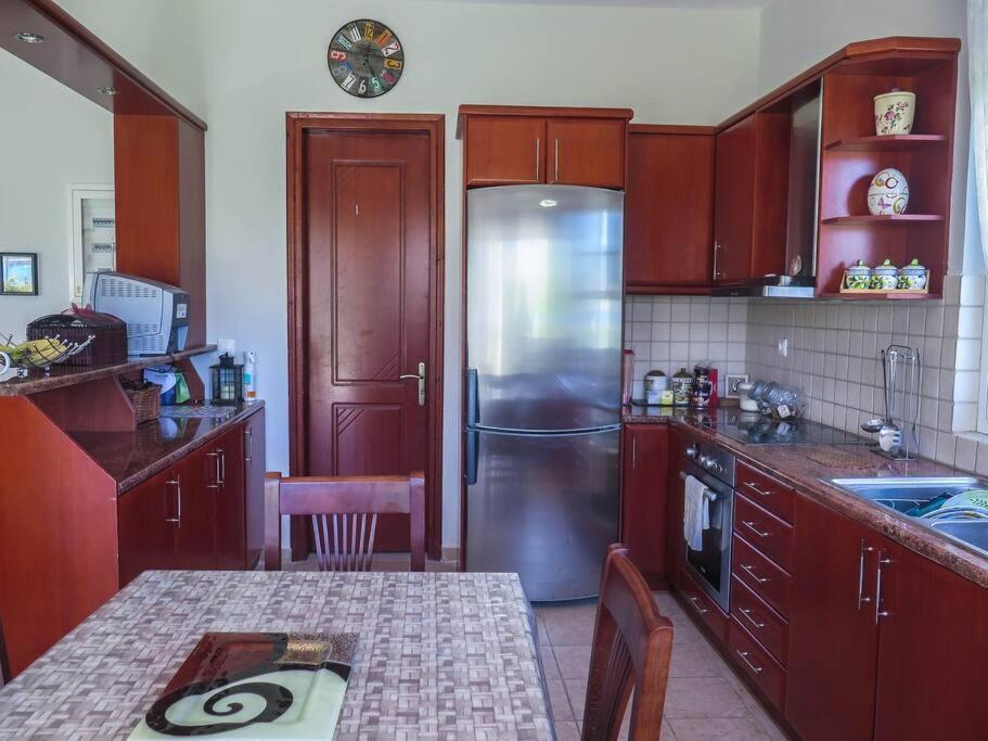 Villa Rania: Ευάερη Βίλα Με Θέα Τη Θάλασσα Lixouri Zewnętrze zdjęcie