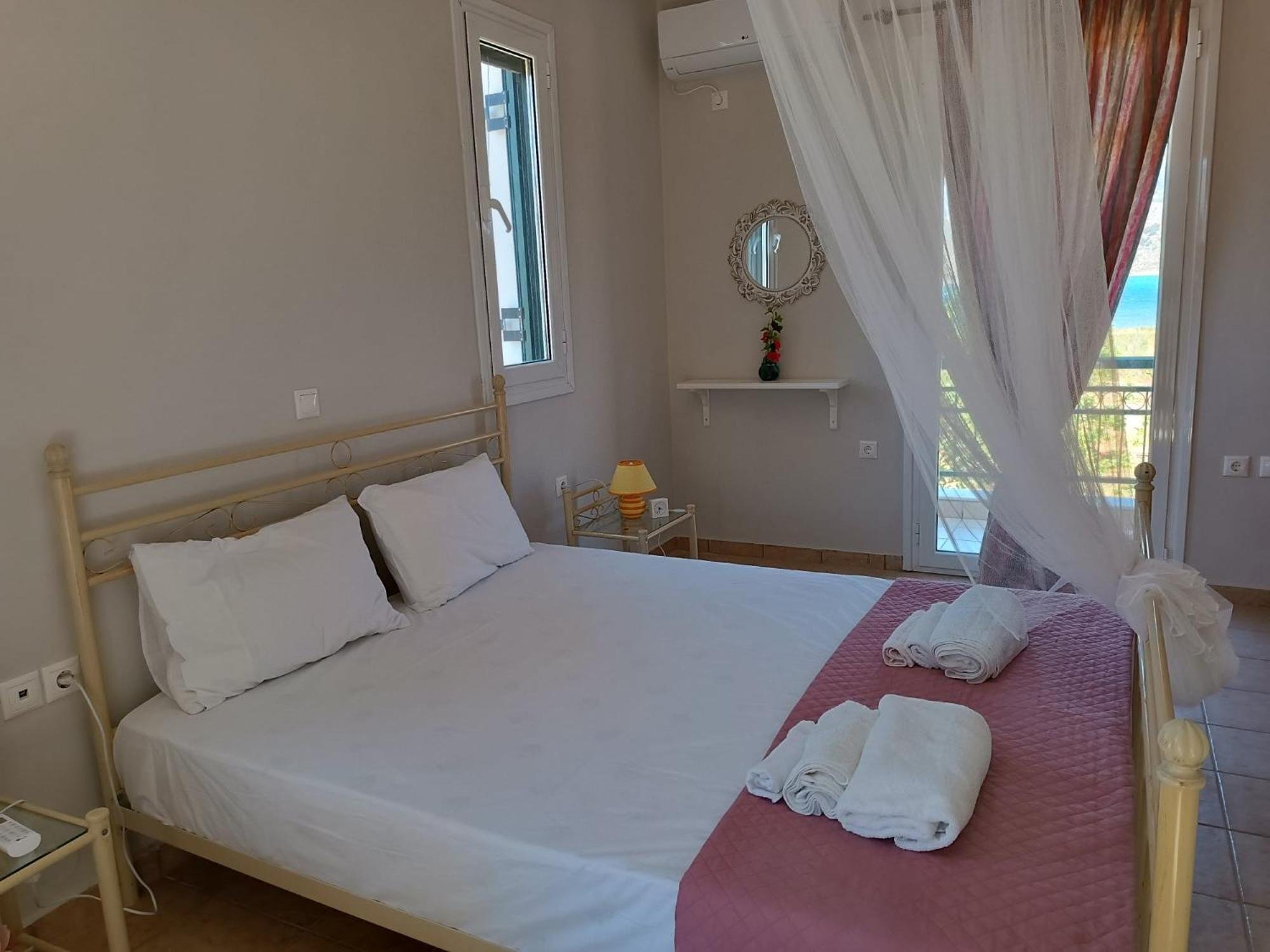 Villa Rania: Ευάερη Βίλα Με Θέα Τη Θάλασσα Lixouri Zewnętrze zdjęcie